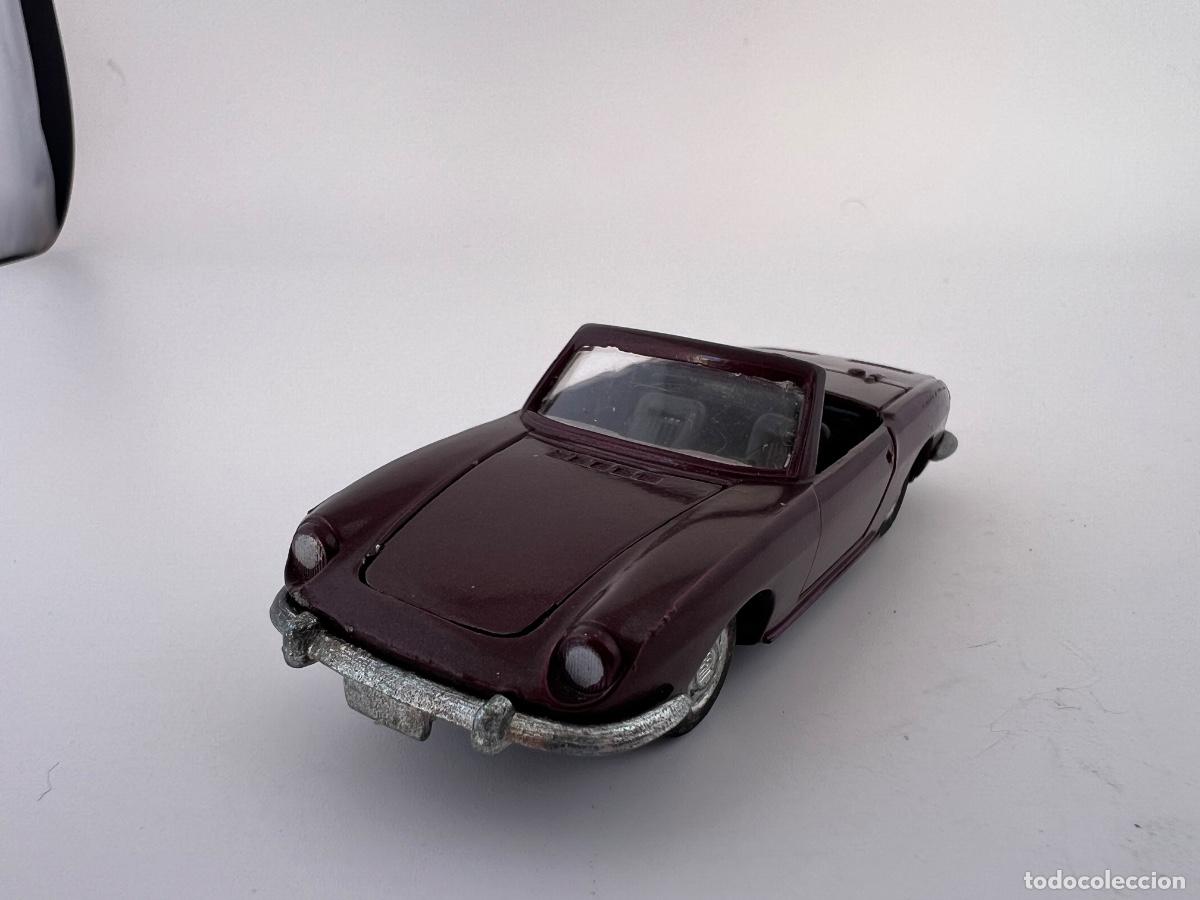 Carros em escala: PILEN 1:43 SEAT 850 SPIDER COUPE
