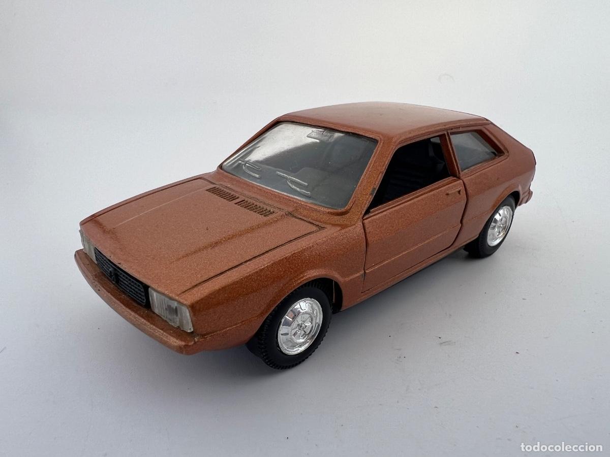 Carros em escala: PILEN 1:43 VOLKSWAGEN SCIROCCO