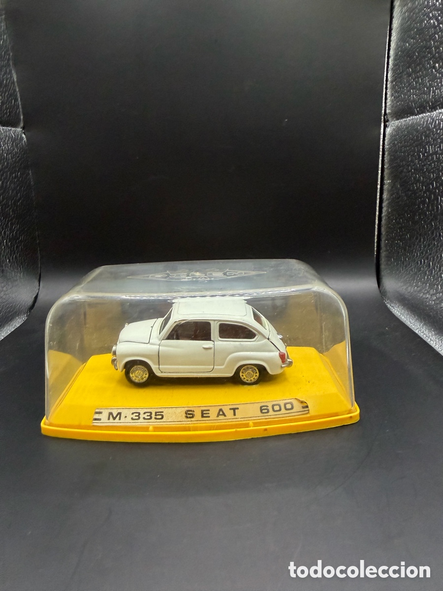Coches a escala: Pilen M335 Seat 600 Primera Generaci&oacute;n