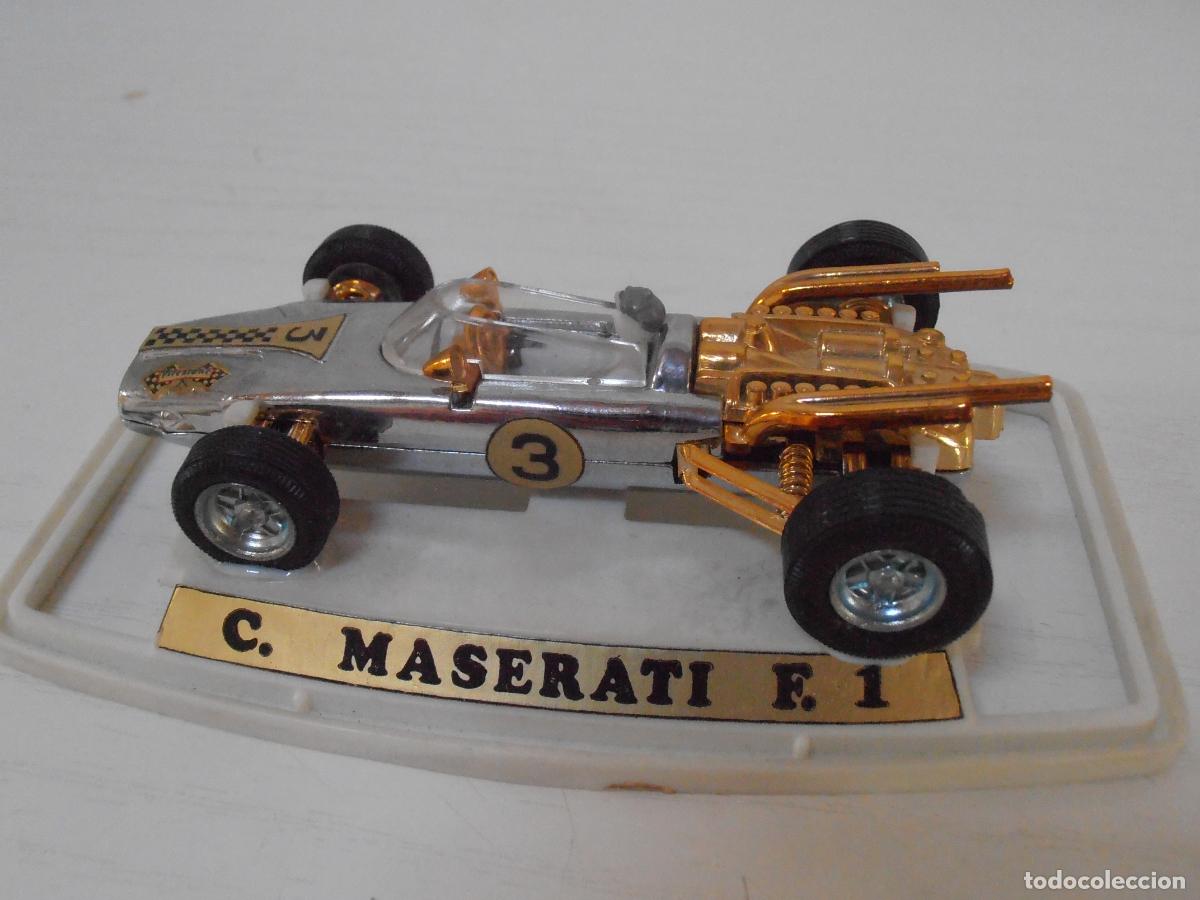 Coches a escala: COCHE PILEN FORMULA 1, C. MASERATI F.1 , URNA ORIGINAL, EXCELENTE ESTADO
