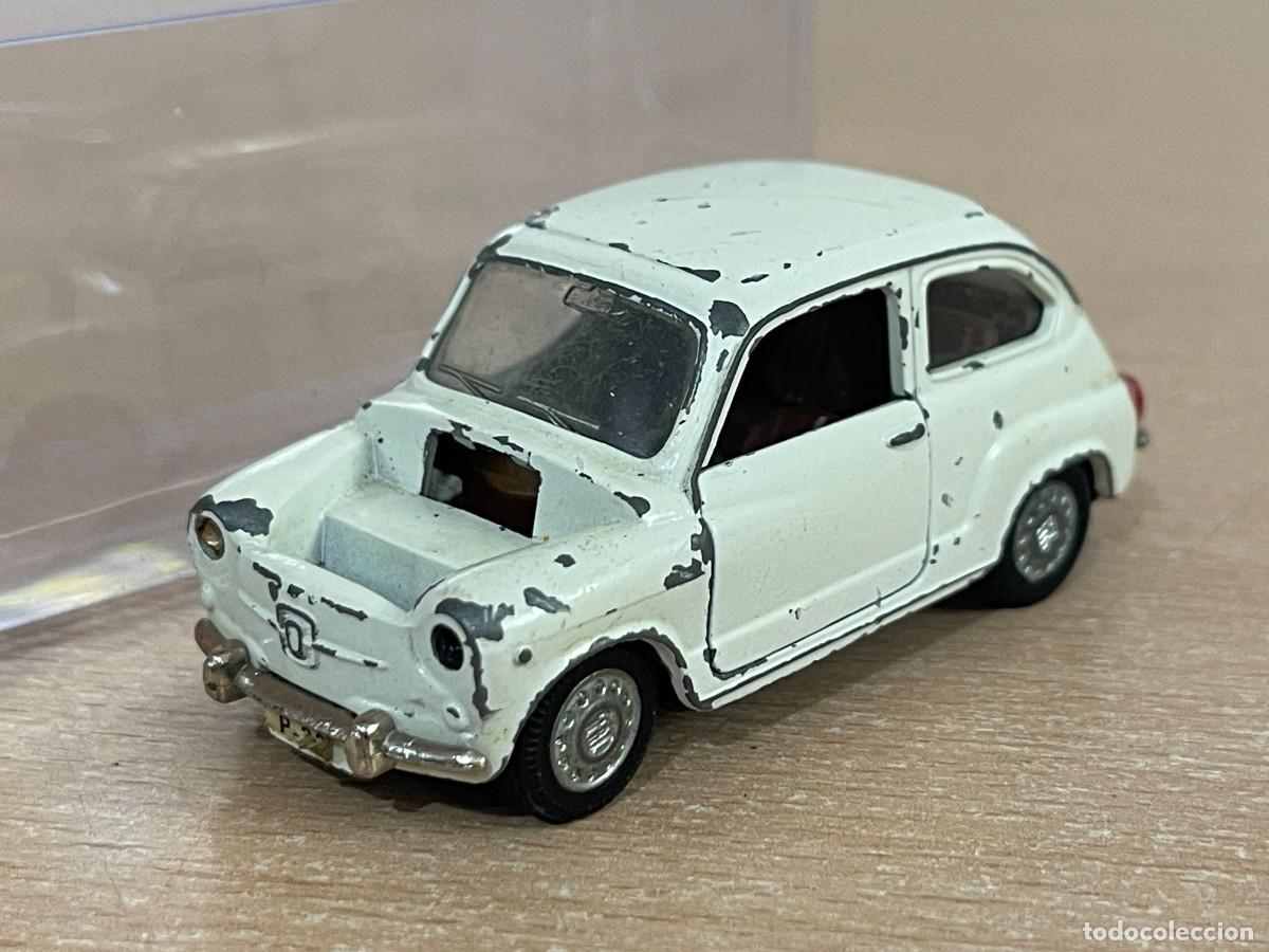 Model Cars: 16- Auto Pilen antiguo coche SEAT 600 blanco Mod. 335 1:43 Made in Spain die-cast metal car a&ntilde;os 70