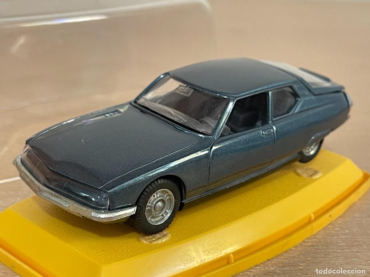 Model Cars: 25- Auto Pilen antiguo coche CITRO&Euml;N SM azul Mod. 339 1:43 Made in Spain die-cast metal car a&ntilde;os 80