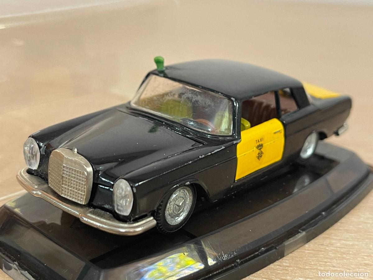 Model Cars: 29- Auto Pilen antiguo coche MERCEDES 250 Coupe TAXI BARCELONA Mod. 305 1:43 Made in Spain a&ntilde;os 70
