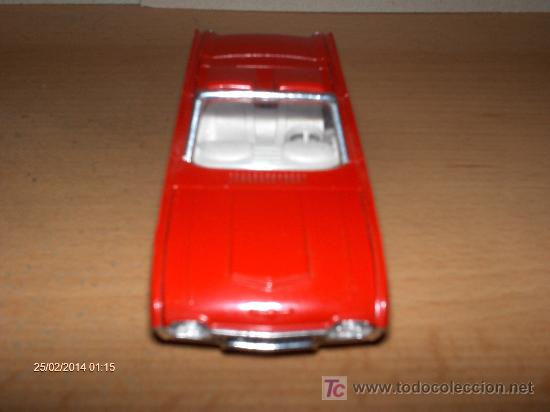 Coches a escala: SOLIDO --- FORD THUNDERBIRD 1961 - Foto 2