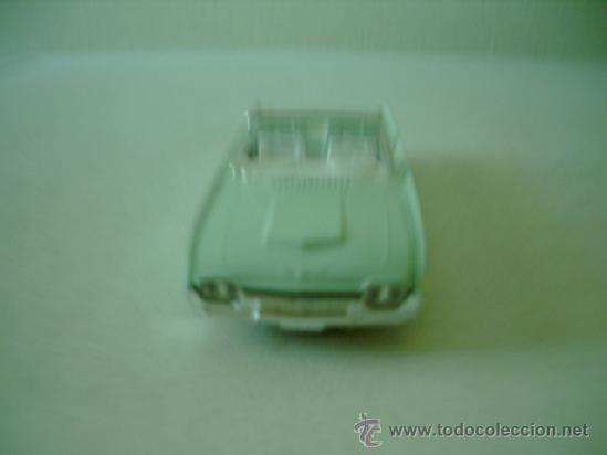 Coches a escala: FORD THUNDERBIRD DEL 61 DE SOLIDO - Foto 2