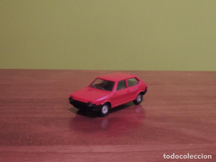 Coches a escala: FIAT RITMO en buen estado - Foto 1