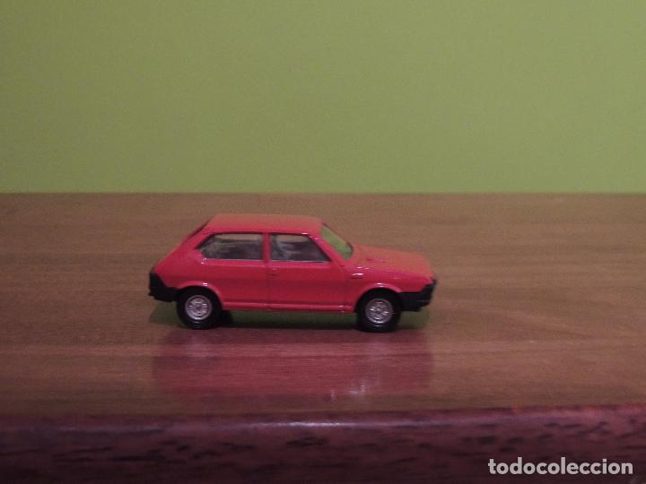 Coches a escala: FIAT RITMO en buen estado - Foto 3