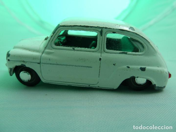 Coches a escala: SEAT 600 DE SOLIDO - Foto 3
