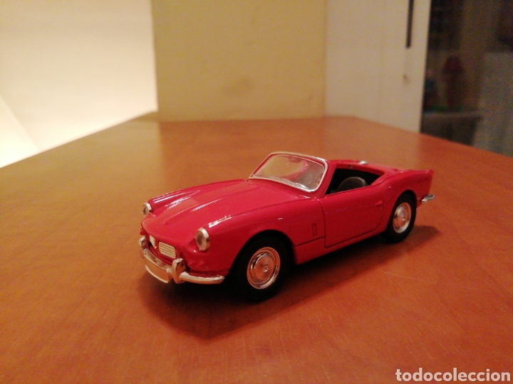 Coches a escala: Triumph spitfire escala 1:43 - Foto 1