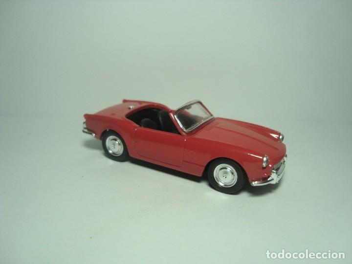 Coches a escala: TRIUMPH SPITFIRE DE SOLIDO 1,43 - Foto 2
