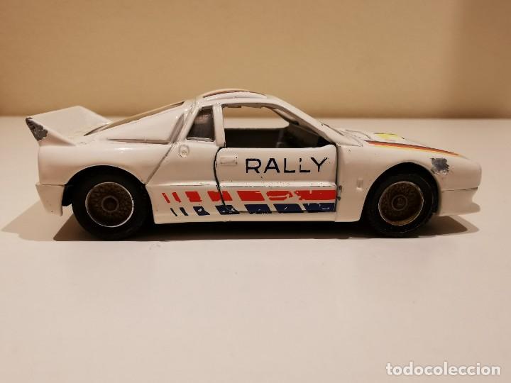 Coches a escala: Lancia Rally 037 - Foto 2