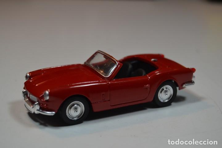 Coches a escala: 1: 43 SOLIDO TRIUMPH SPITEFIRE - Foto 2
