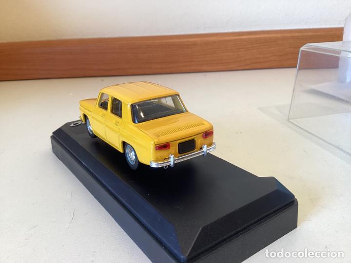 Coches a escala: Renault 8 solido 1/43 - Foto 2