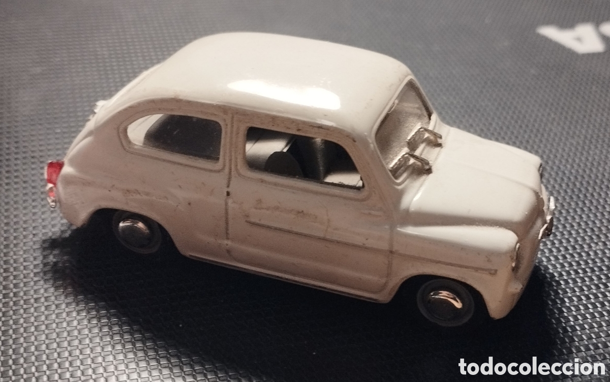 Coches a escala: SEAT 600 D - SOLIDO - 1:43 - Foto 1