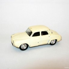 Coches a escala: COCHE DE METAL SOLIDO RENAULT DAUPHINE 1/43 MADE IN FRANCE