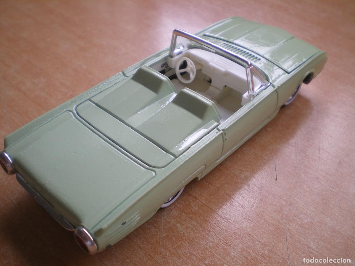 Coches a escala: FORD THUNDERBIRD 1061. EN BLISTER. - Foto 6