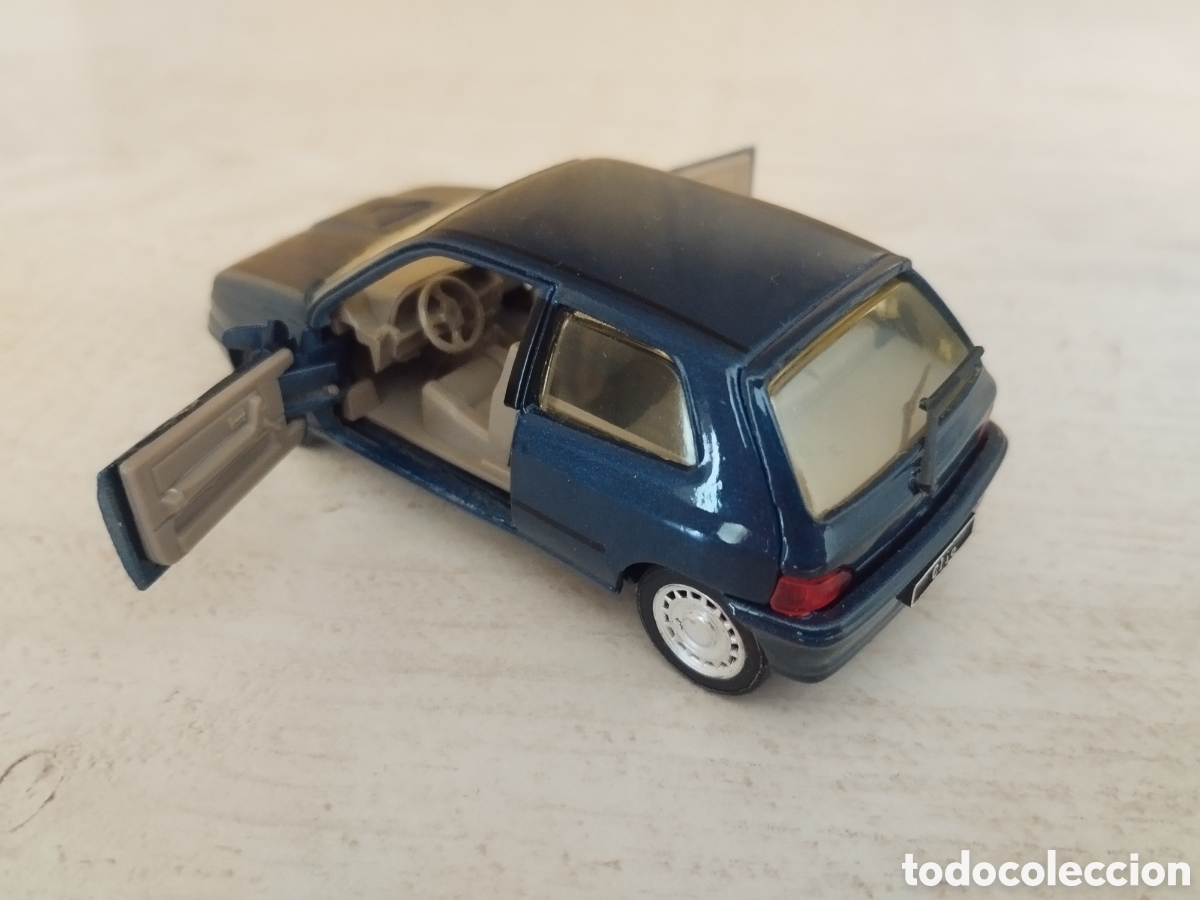 Coches a escala: RENAULT CLIO 16v SOLIDO - Foto 5