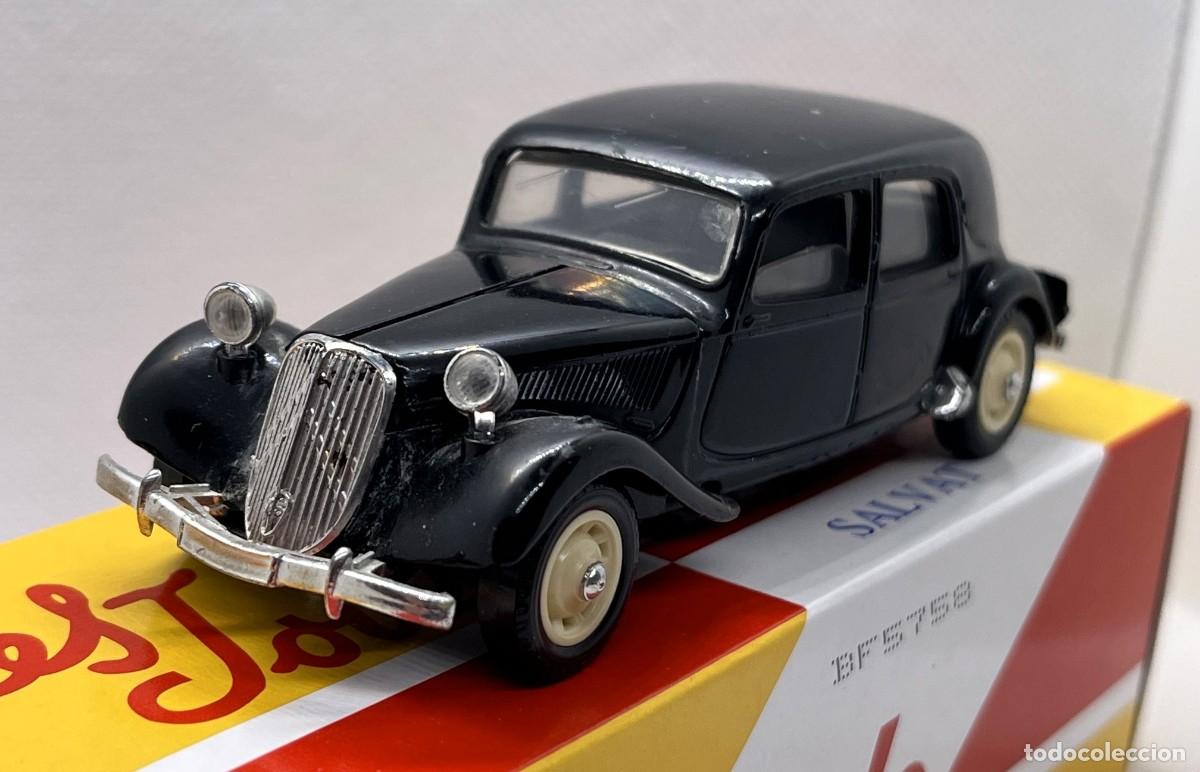 Voitures &agrave; l'&eacute;chelle: SOLIDO CITROEN 15 SIX 1959, ESC. 1/43, BUENO, C/CAJA - FLA
