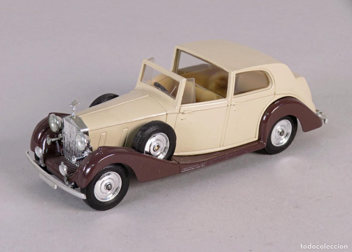 Coches a escala: Rolls Royce Phantom III 1939 Solido Age d'or 1/43 Made in France