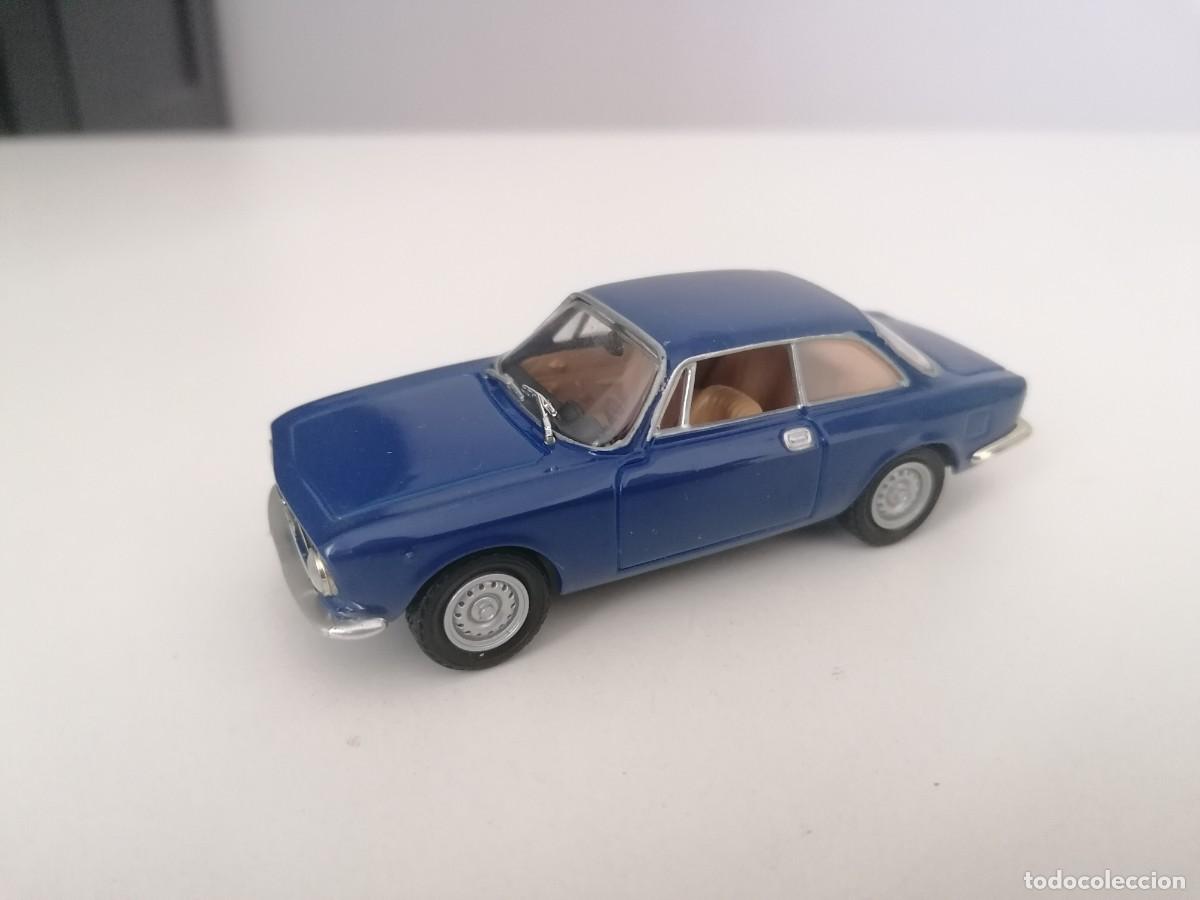 Model Cars: Solido 1/43 Alfa Romeo 1300 Junior Coup&eacute; 1969 Buen Estado