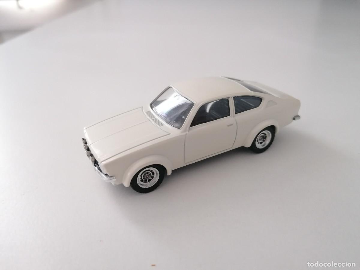 Auto in scala: Solido 1/43 Opel Kadett Coupe GTE 1978 Buen Estado