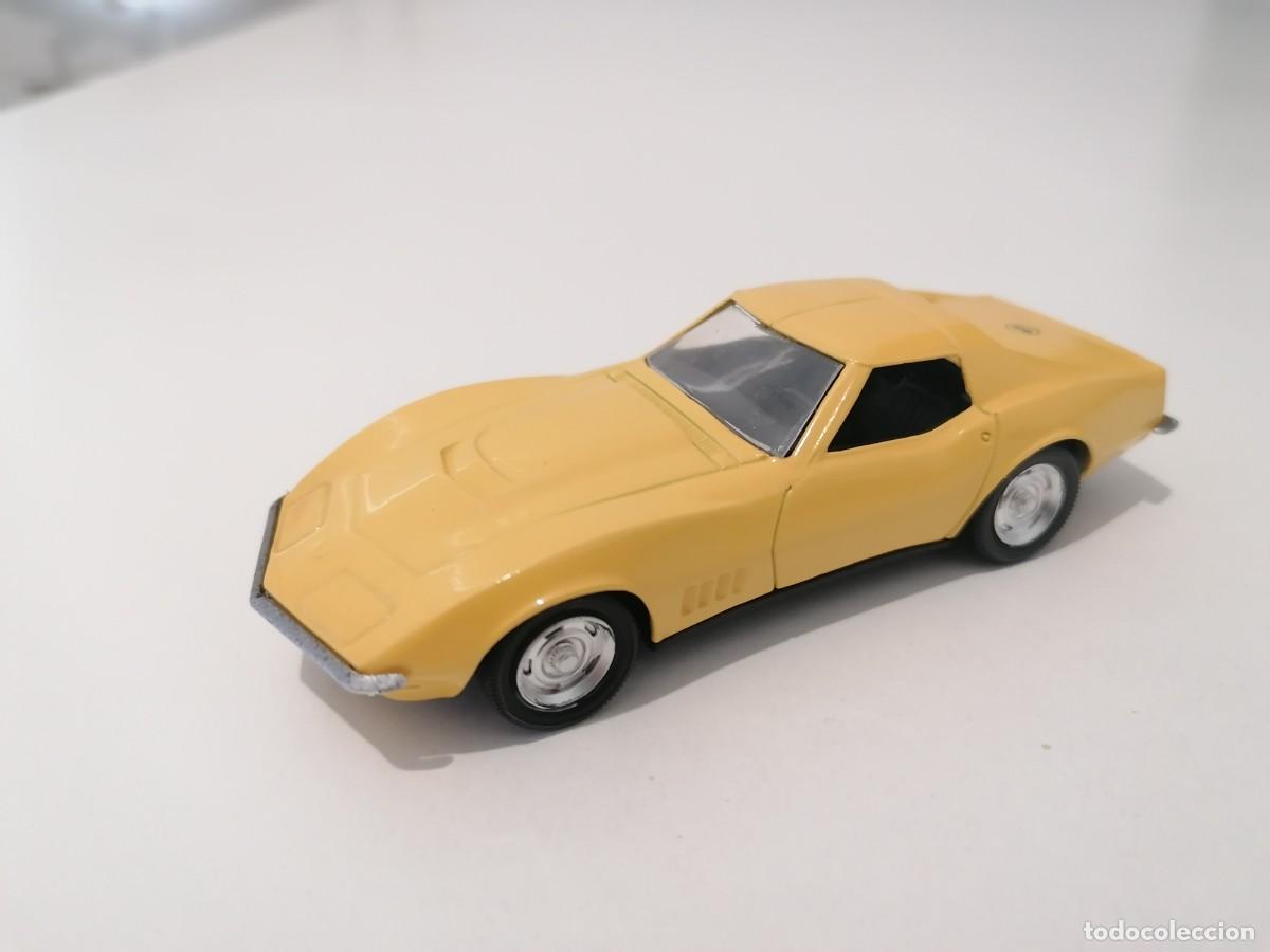 Coches a escala: Solido 1/43 Chevrolet Corvette 66 Buen Estado