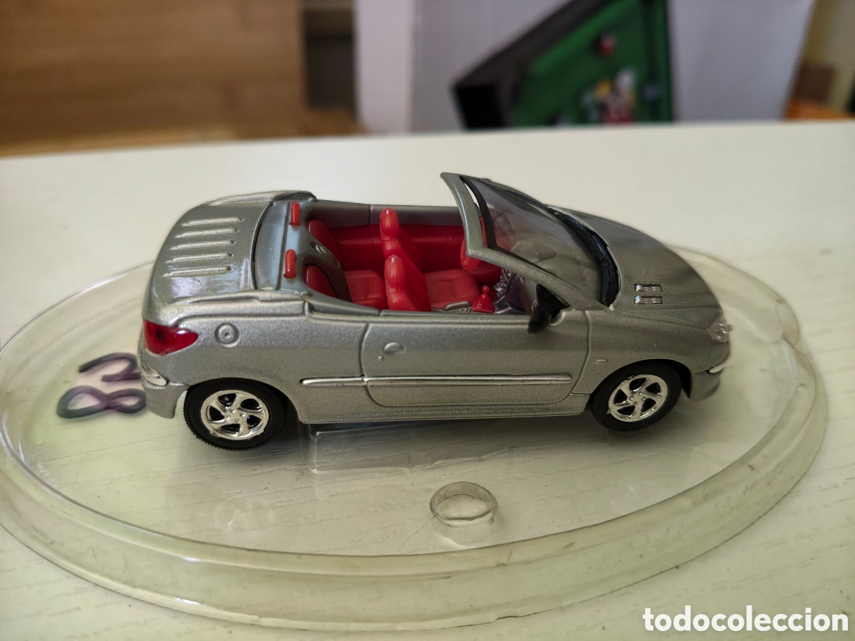 Coches a escala: Solido 1)43 Peugeot 206 CC - Foto 2