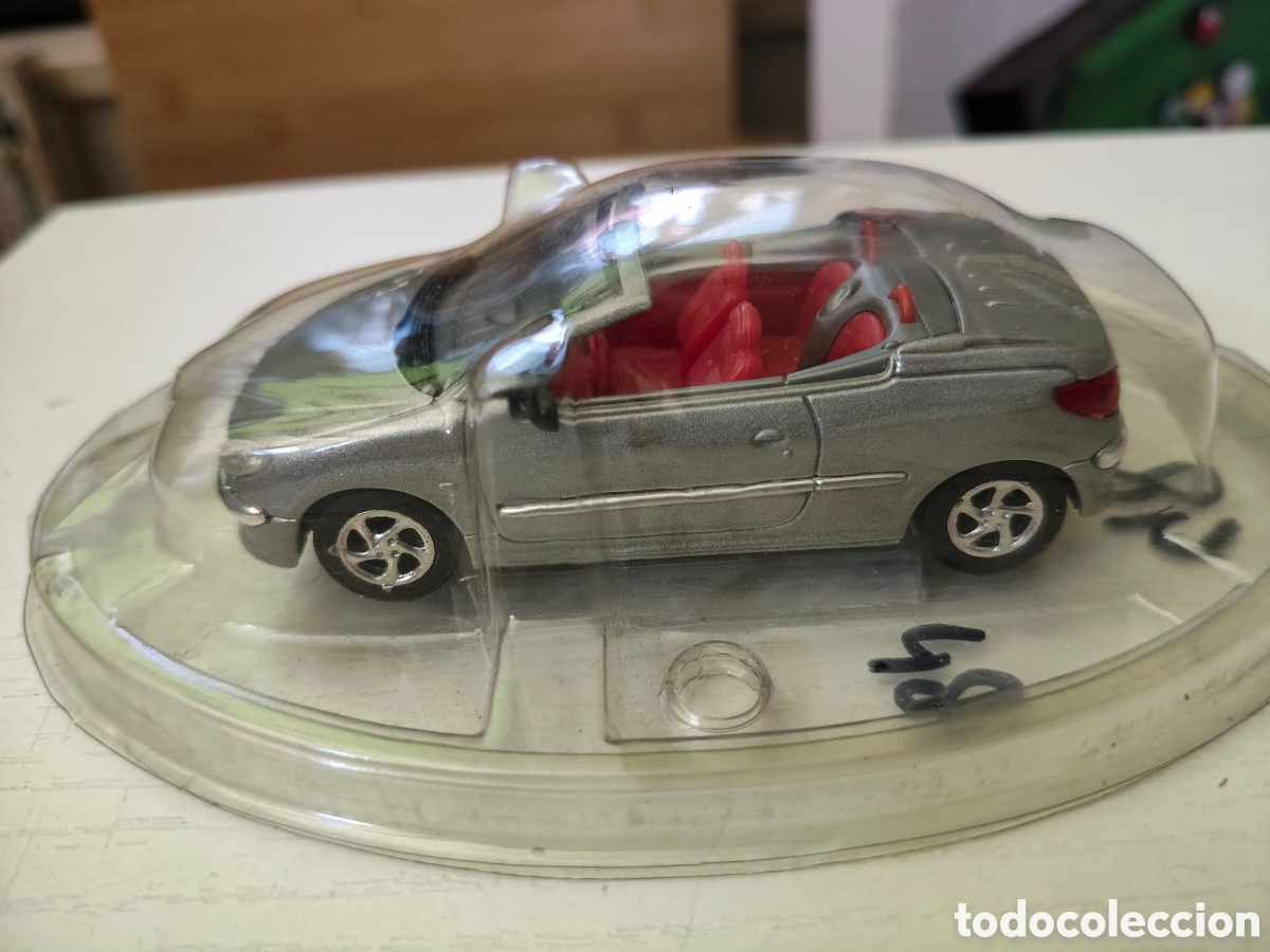 Carros em escala: Solido 1)43 Peugeot 206 CC