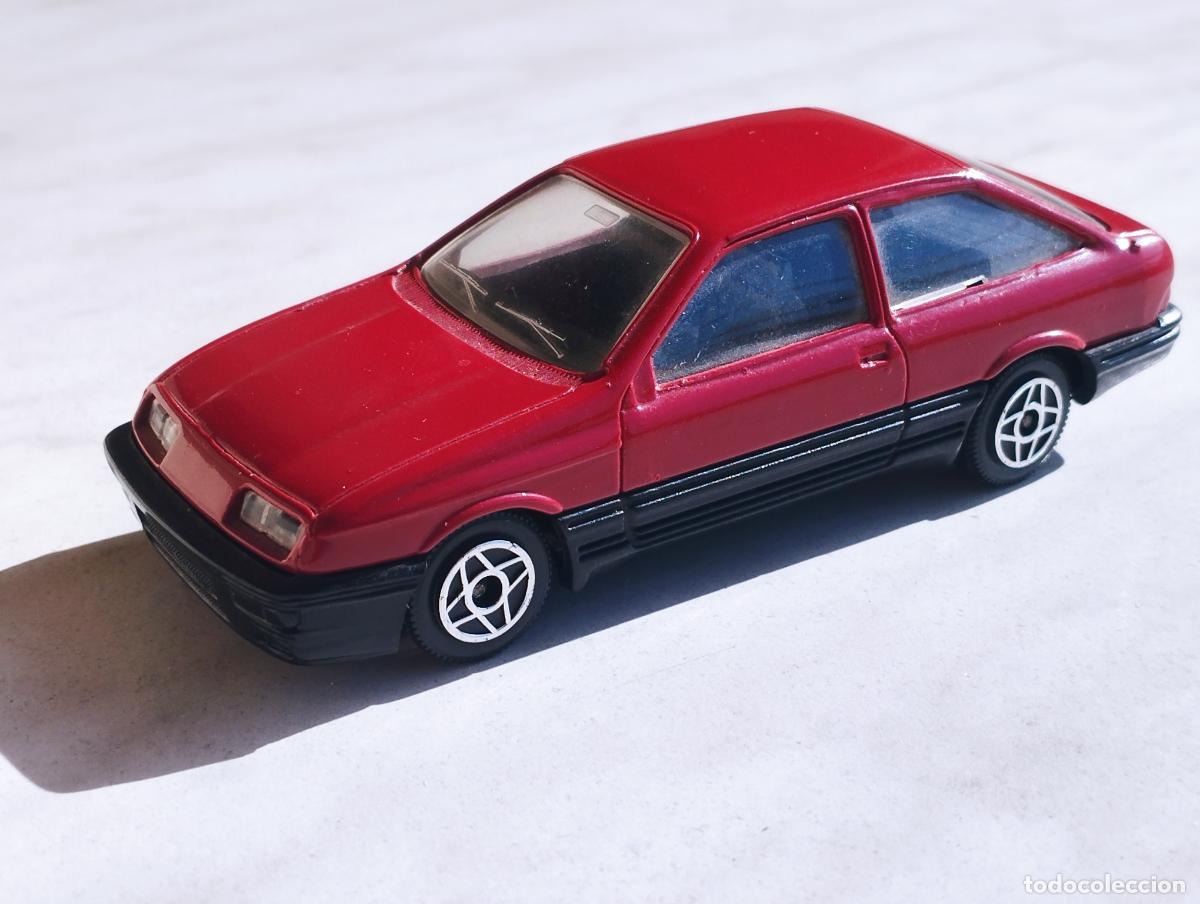 Voitures &agrave; l'&eacute;chelle: FORD SIERRA XR4i 2.0 SPORT DE SOLIDO 1,43 RARO SERIE 1300