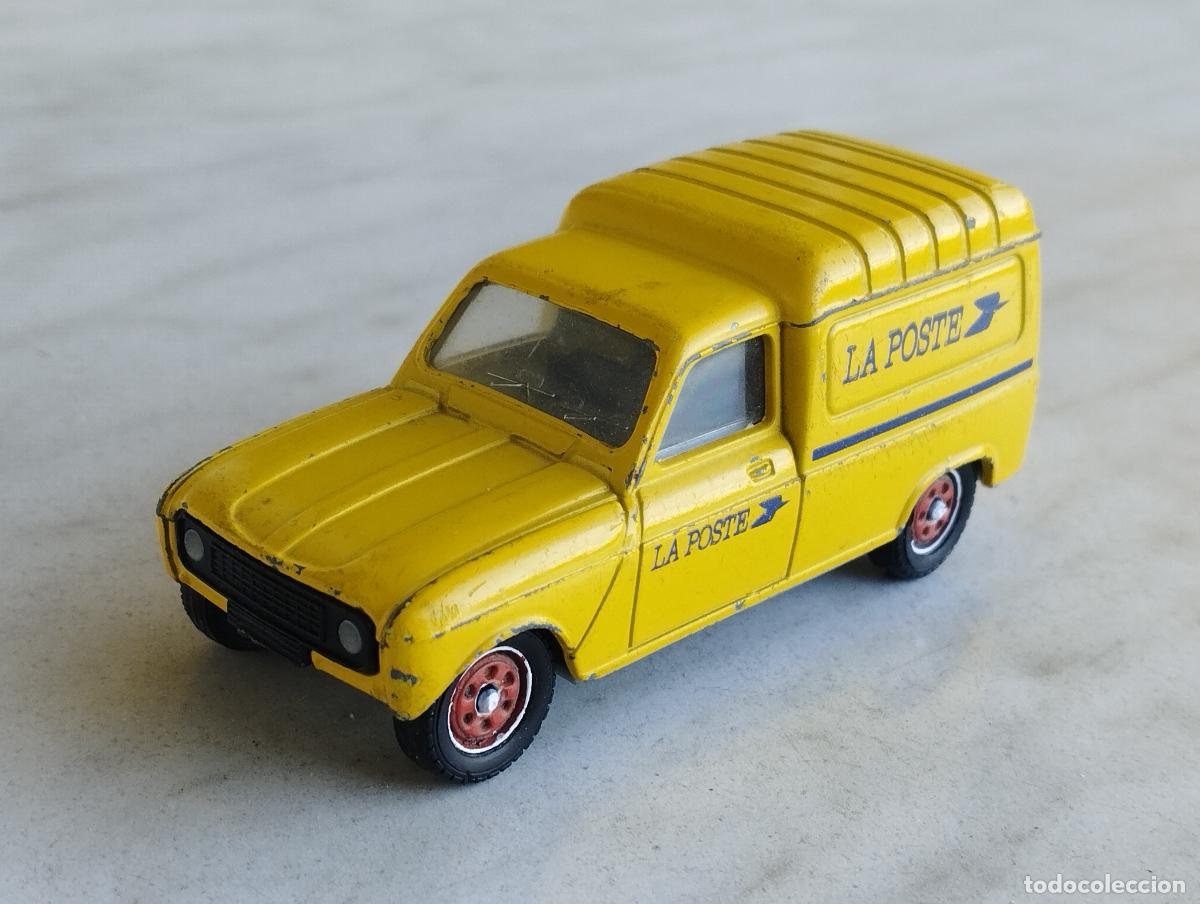 Coches a escala: FURGONETA RENAULT 4 F6 CORREOS LA POSTE DE SOLIDO 1,43