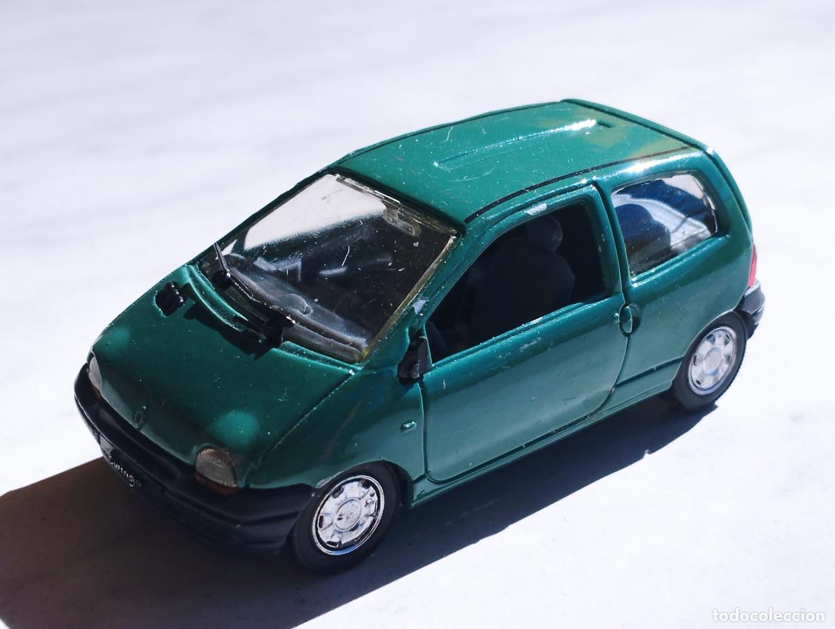 Coches a escala: RENAULT TWINGO DE SOLIDO 1,43