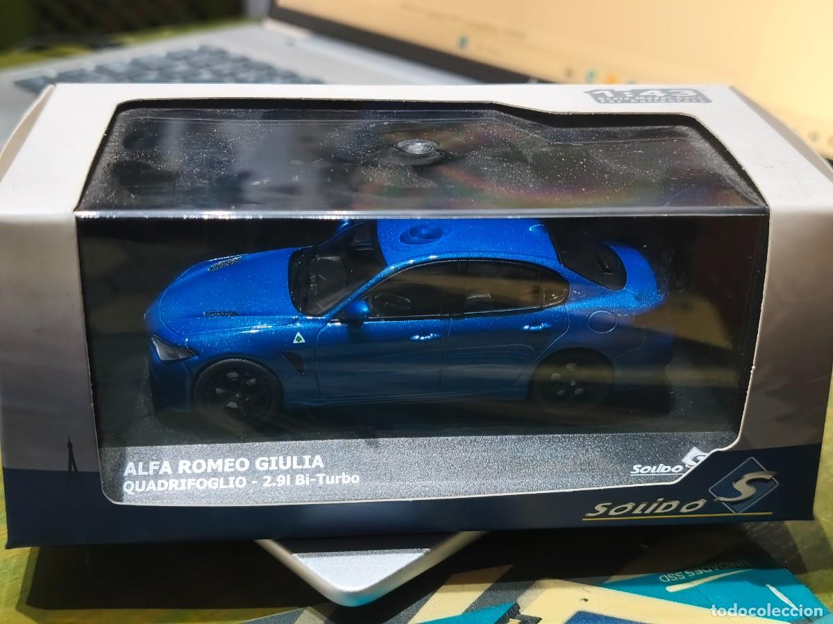 Coches a escala: Alfa Romeo Giulia Quadrifoglio 2,9 l. Bi-Turbo. Solido. Misano Blue. Escala 1/43.
