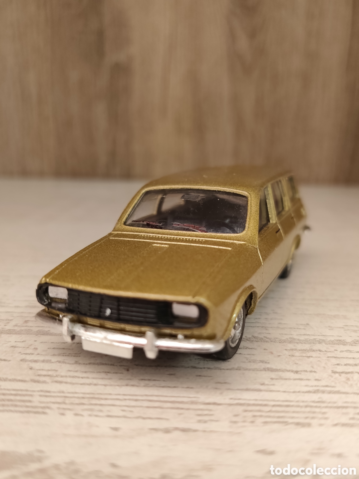 Coches a escala: RENAULT 12 RANCHERA 72 - Foto 3
