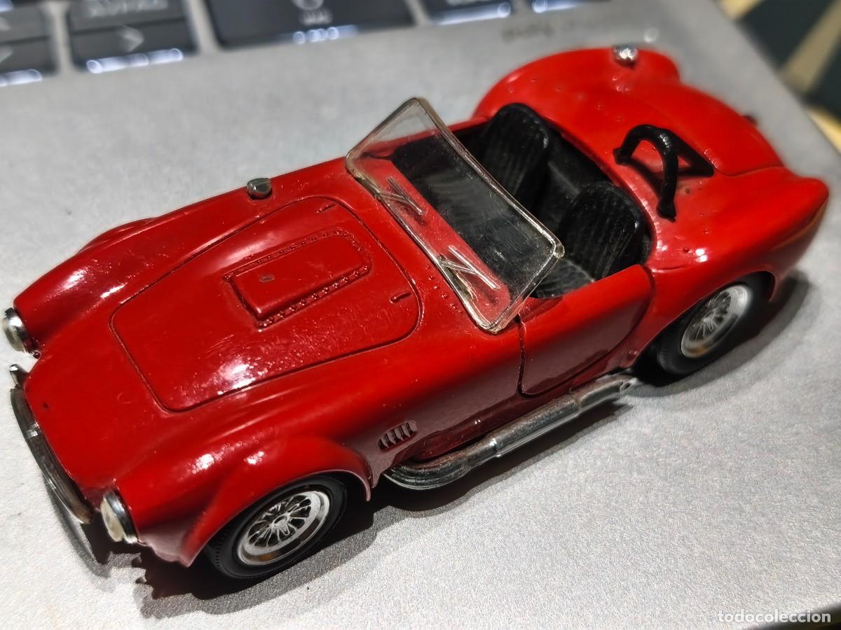 Coches a escala: A.C Cobra. AC Cobra. Escala 1/43. Solido.