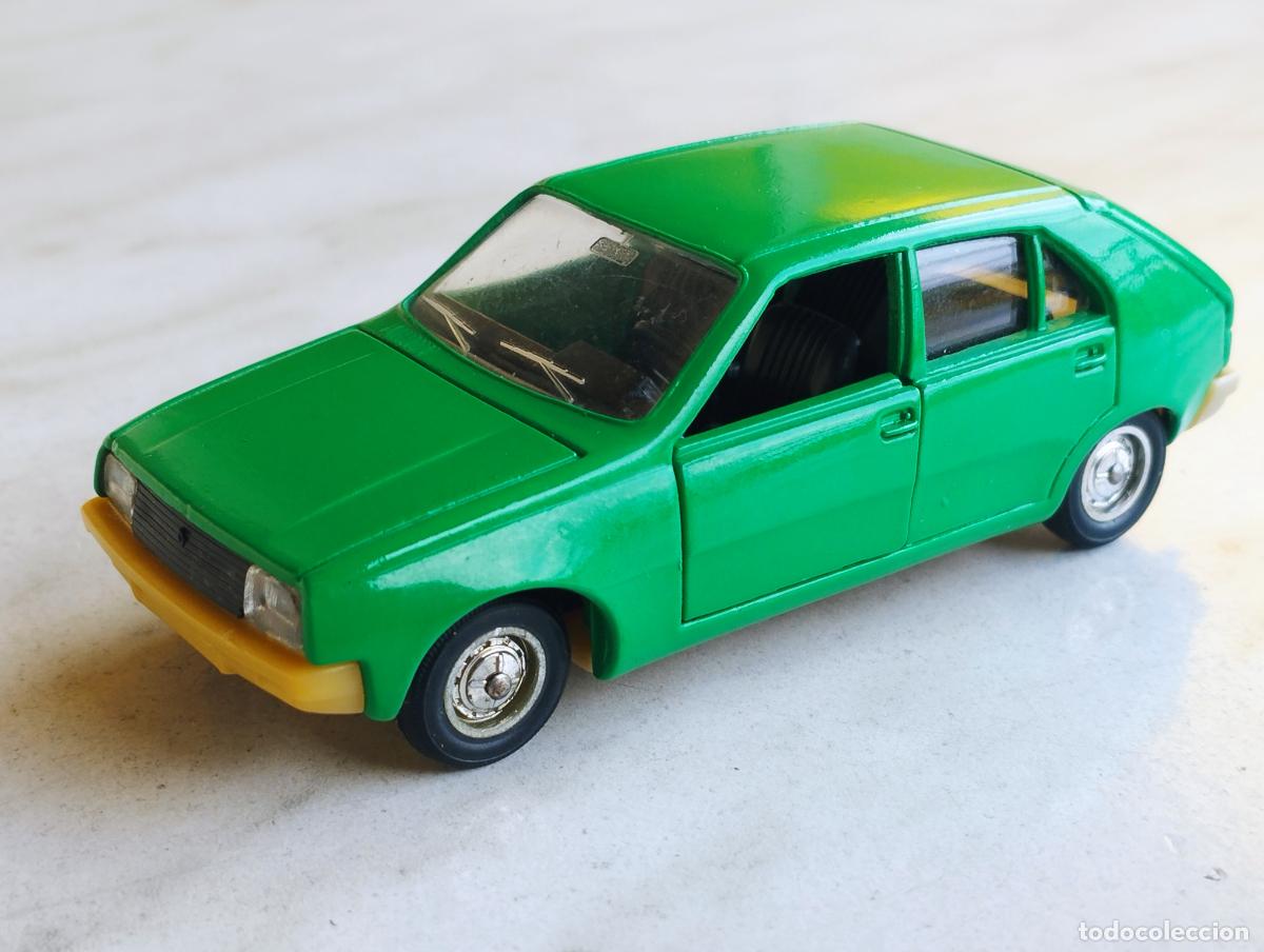 Carros em escala: RENAULT 14 DE SOLIDO 1,43 MUY BUENO