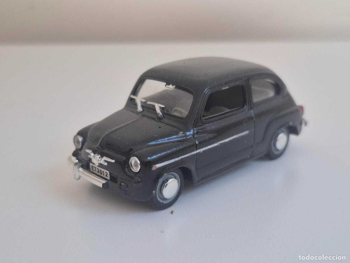 Coches a escala: 1/43 Coche Seat 600 D 600D 1963 COLOR NEGRO MATRICULA ET EJERCITO DE TIERRA SOLIDO 1:43