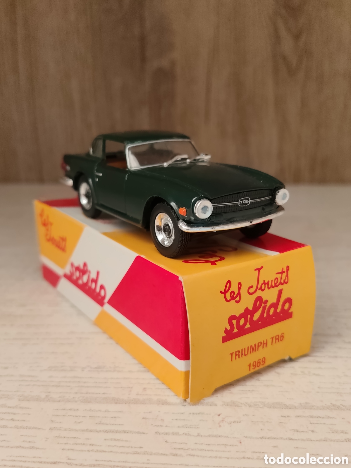 Coches a escala: TRIUMPH TR6 69 e 1.43. . - Foto 1