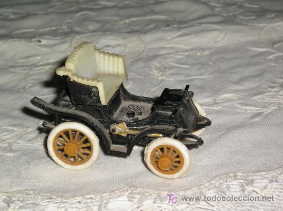 Coches a escala: **BERLINA DELAHAYE N&ordm; 6(1901)---GUISVAL ESC.1/43 PLASTICO A&Ntilde;OS 60--- FALTAN PIEZAS**