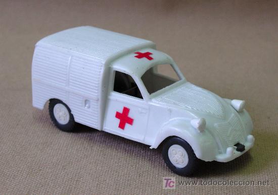 Coches a escala: FURGONETA CITROEN 2 CV AMBULANCIA FRICCION 1.43 2CV SPAIN