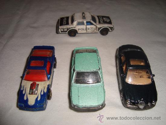 Coches a escala: 3 COCHES MAS UNO DE REGALO MAJORET Y HOT WHEEL DEFERENTES A&Ntilde;OS 80-90