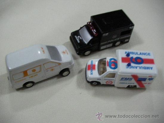Voitures &agrave; l'&eacute;chelle: LOTE DE VEHICULOS OFICIALES POLICIA Y AMBULANCIAS