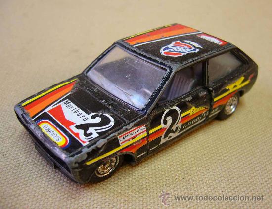 Model Cars: COCHE METALICO, MIRA, FORD FIESTA, ESPA&Ntilde;A, ESCALA: 1:43, EJE SUELTO
