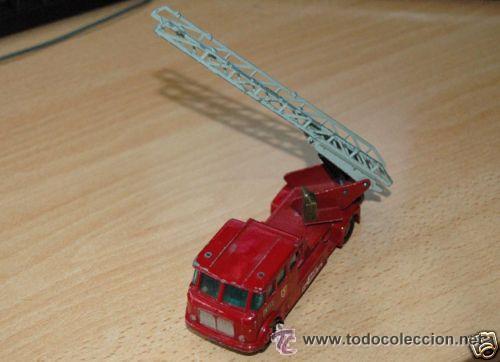 Coches a escala: Cami&oacute;n bomberos Matchbox Lesney - Foto 2