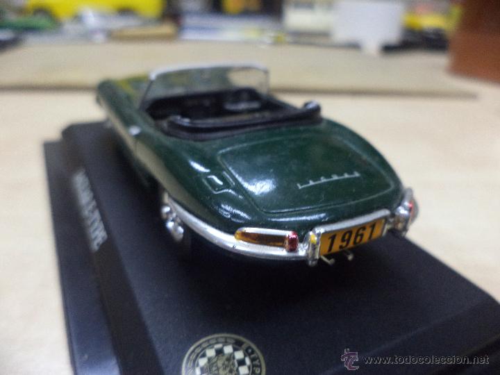 Coches a escala: Jaguar E Type - Foto 3