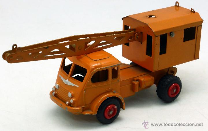 Cij Camion Grue Renault Tracteur Routier Avec Grue - 1/48 - Moulé Sous Pression