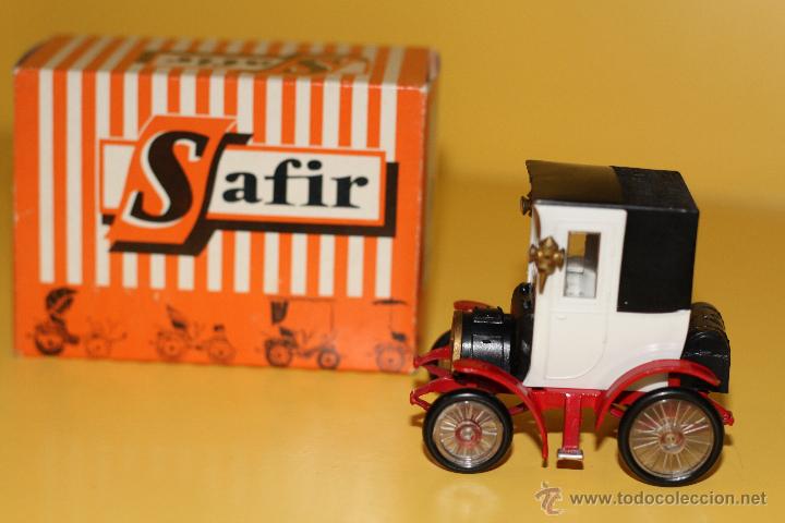 Auto in scala: COCHE SAFIR EN CAJA - COUP&Eacute; RENAULT 1900 - 1/43 -A&Ntilde;OS 60 - MADE IN FRANCE