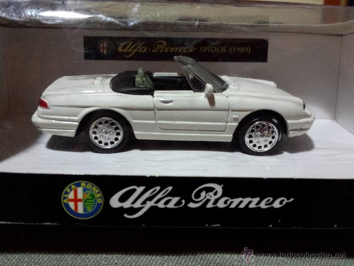 Voitures &agrave; l'&eacute;chelle: COCHE ALFA ROMEO SPIDER 1989