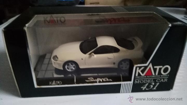 Coches a escala: coche  marca kato supra