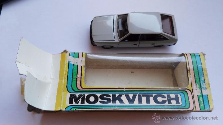 Coches a escala: coche moskvitch 426 coche ruso  en caja