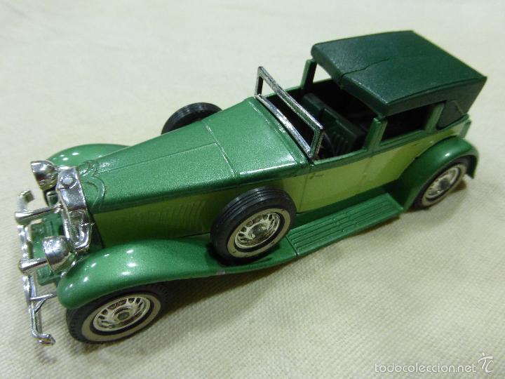 Auto in scala: DUESENBERG Model J 1930 Y4 - MATCHBOX Yesteryear a&ntilde;o 1978 - M.England - 1/43.